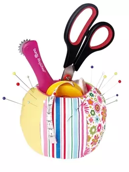 Выкройка: Игольница