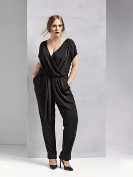 Выкройка: Комбинезон с глубоким декольте