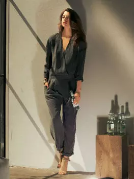 Выкройка: Комбинезон с запахом