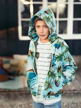 Выкройка: Куртка с капюшоном