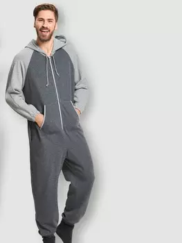 Выкройка: Мужской комбинезон с капюшоном