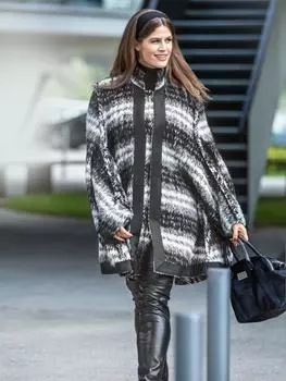 Выкройка: Накидка с цельнокроеными рукавами