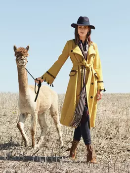 Выкройка: Пальто с рукавами-раструбами