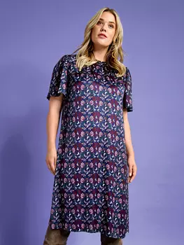 Выкройка: Платье А-силуэта с рукавами-крылышками