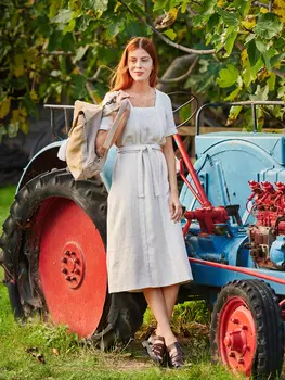 Выкройка: Платье миди расклешенного силуэта