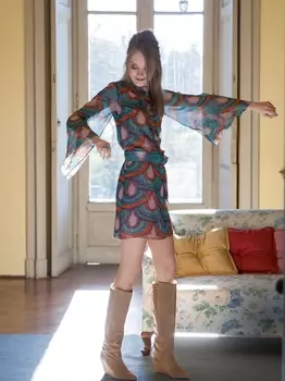 Выкройка: Платье-мини с рукавами-раструбами