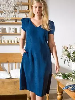 Выкройка: Платье приталенное расклешенное книзу