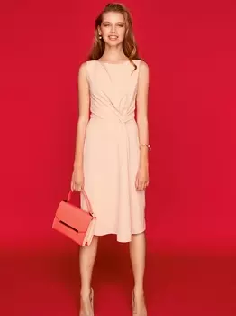 Выкройка: Платье приталенного силуэта