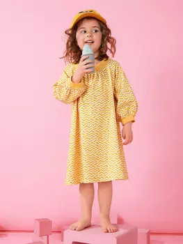 Выкройка: Платье расклешенного силуэта