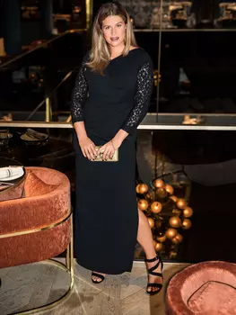 Выкройка: Платье с ажурными рукавами