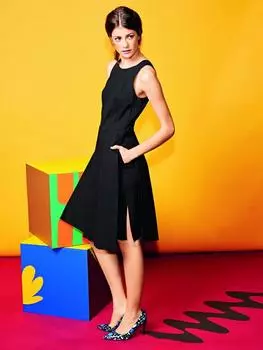 Выкройка: Платье с декольте на спинке