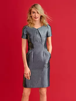 Выкройка: Платье с диагональными рельефными швами