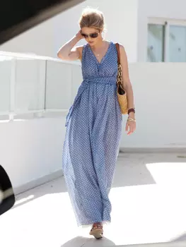 Выкройка: Платье с глубоким V-образным вырезом