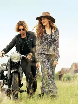 Выкройка: Платье с глубоким вырезом