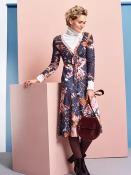 Выкройка: Платье с облегающим лифом