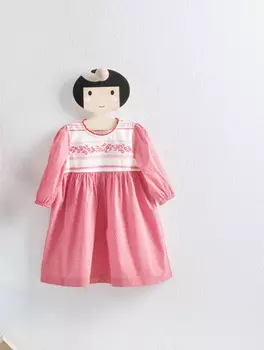 Выкройка: Платье с пышной юбочкой и рукавами