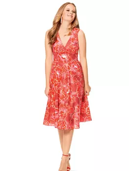 Выкройка: Платье с расклешенной юбкой