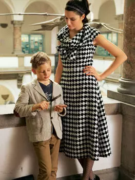 Выкройка: Платье с широким воротником