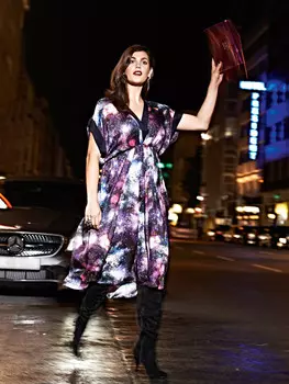 Выкройка: Платье с V-образным вырезом горловины