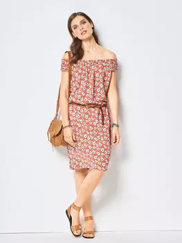 Выкройка: Платье с вырезом кармен