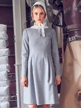 Выкройка: Платье с вырезом-лодочкой