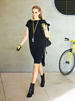 Выкройка: Платье слегка зауженного силуэта