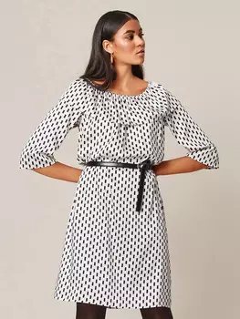 Выкройка: Платье в стиле кармен