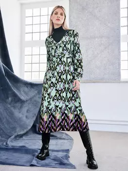 Выкройка: Приталенное платье миди