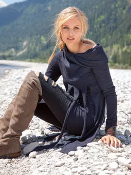 Выкройка: Пуловер с цельнокроеным воротником