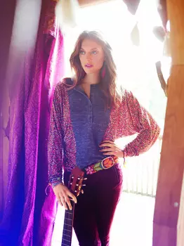 Выкройка: Пуловер с цельнокроеными рукавами