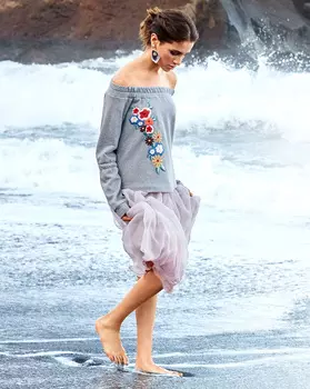 Выкройка: Пуловер с вырезом кармен