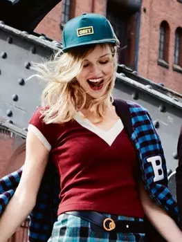 Выкройка: Топ с V-образным вырезом