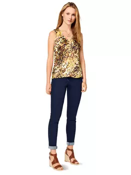 Выкройка: Топ с V-образным вырезом горловины