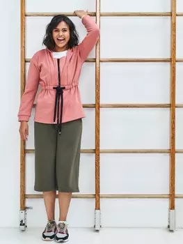 Выкройка: Трикотажная куртка с капюшоном