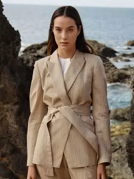 Выкройка: Жакет приталенного силуэта