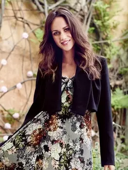 Выкройка: Жакет с цельнокроеным воротником