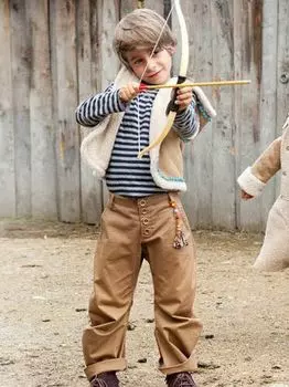 Выкройка: Жилет с капюшоном