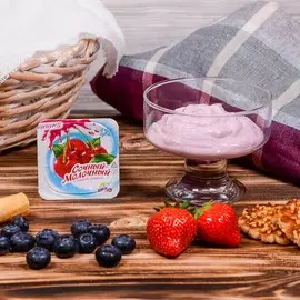Йогуртный продукт сочный молочный с соком вишни Альпенгурт 1,2% 95 г
