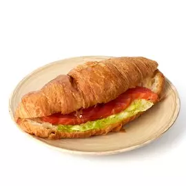 Круассан с лососем Братья Караваевы110г