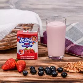 Молочный коктейль со вкусом малины Агуша 2,5% 200мл