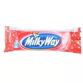 Шоколадный батончик клубничный коктейль Milky Way 26 г