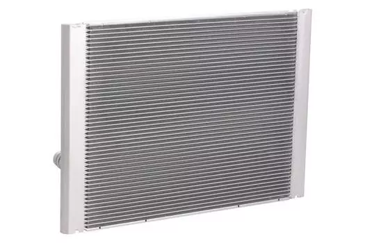 Радиатор охлаждения для автомобилей BMW 5 (E60/E61) (03-) G AT LUZAR