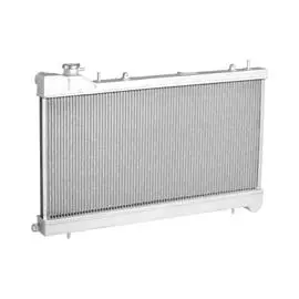 Радиатор охлаждения для автомобилей Forester S10/S11 (02-) с горловиной LUZAR