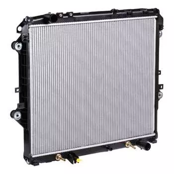 Радиатор охлаждения для автомобилей Hilux (15-)/Fortuner (15-) 2.4D/2.8D AT LUZAR