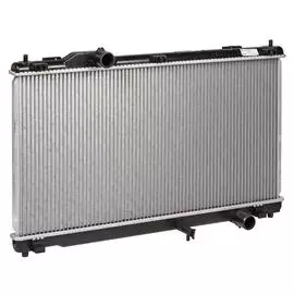Радиатор охлаждения для автомобилей Lexus IS II (05-) 2.5i/3.5i LUZAR