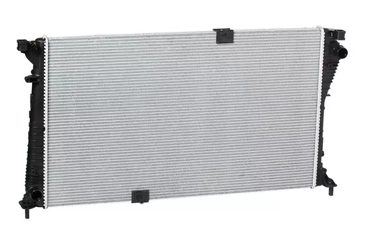 Радиатор охлаждения Opel Vivaro (01-) 2.5CDTi LUZAR