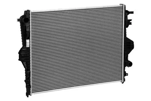 Радиатор охлаждения для автомобилей Volkswagen Touareg II (10-)/Cayenne II (10-) 3.0TDi/3.6FSi LUZAR