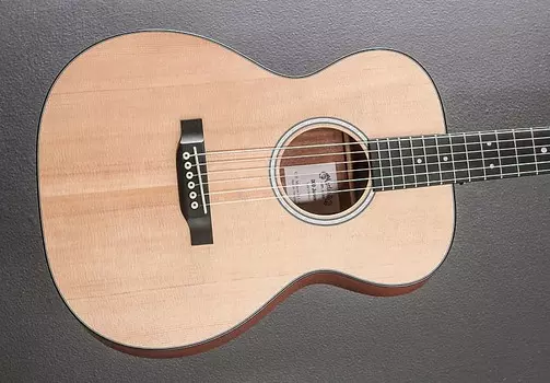 000 JR-10 Martin