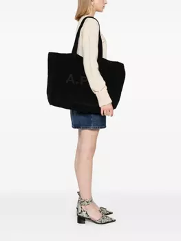 A.P.C. вельветовая сумка на плечо Diane, черный