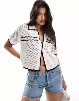 Abercrombie & Fitch – Белая рубашка-поло с короткими рукавами, связанная крючком с контрастными полосками